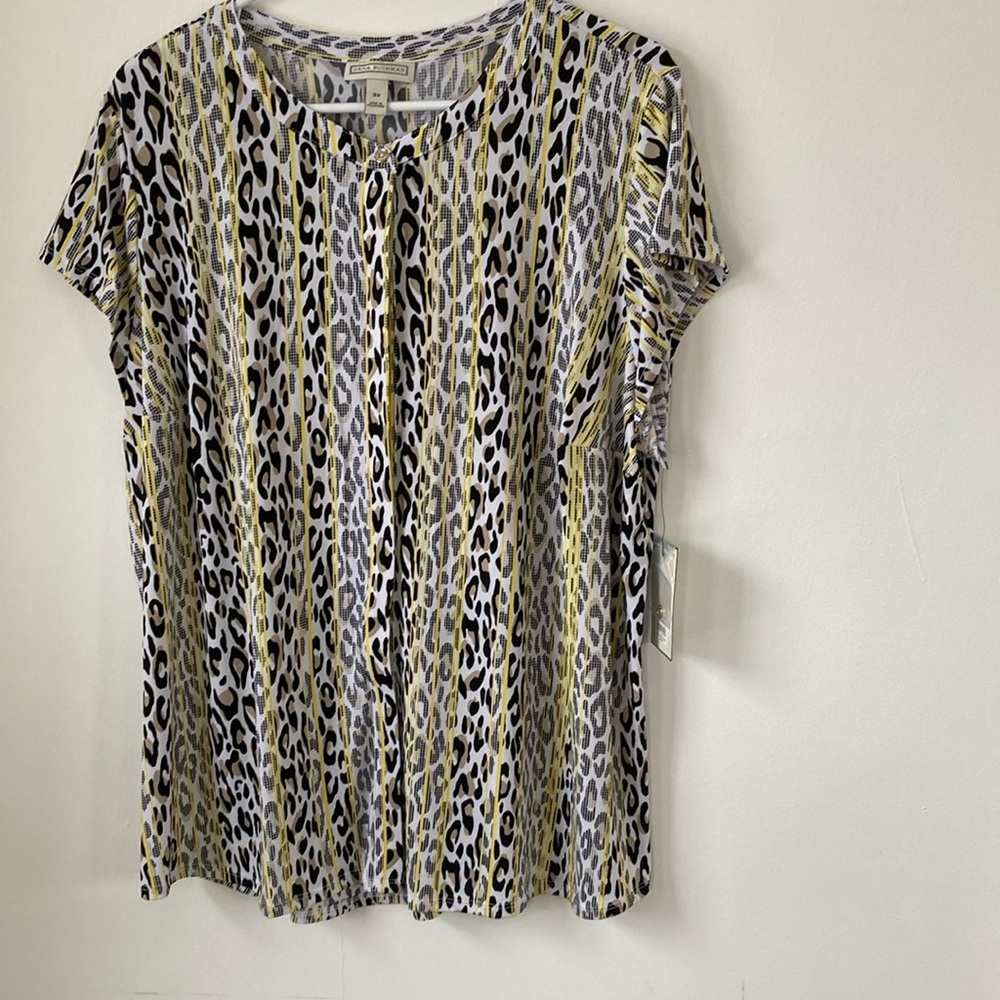 New button up shirt size 3x
